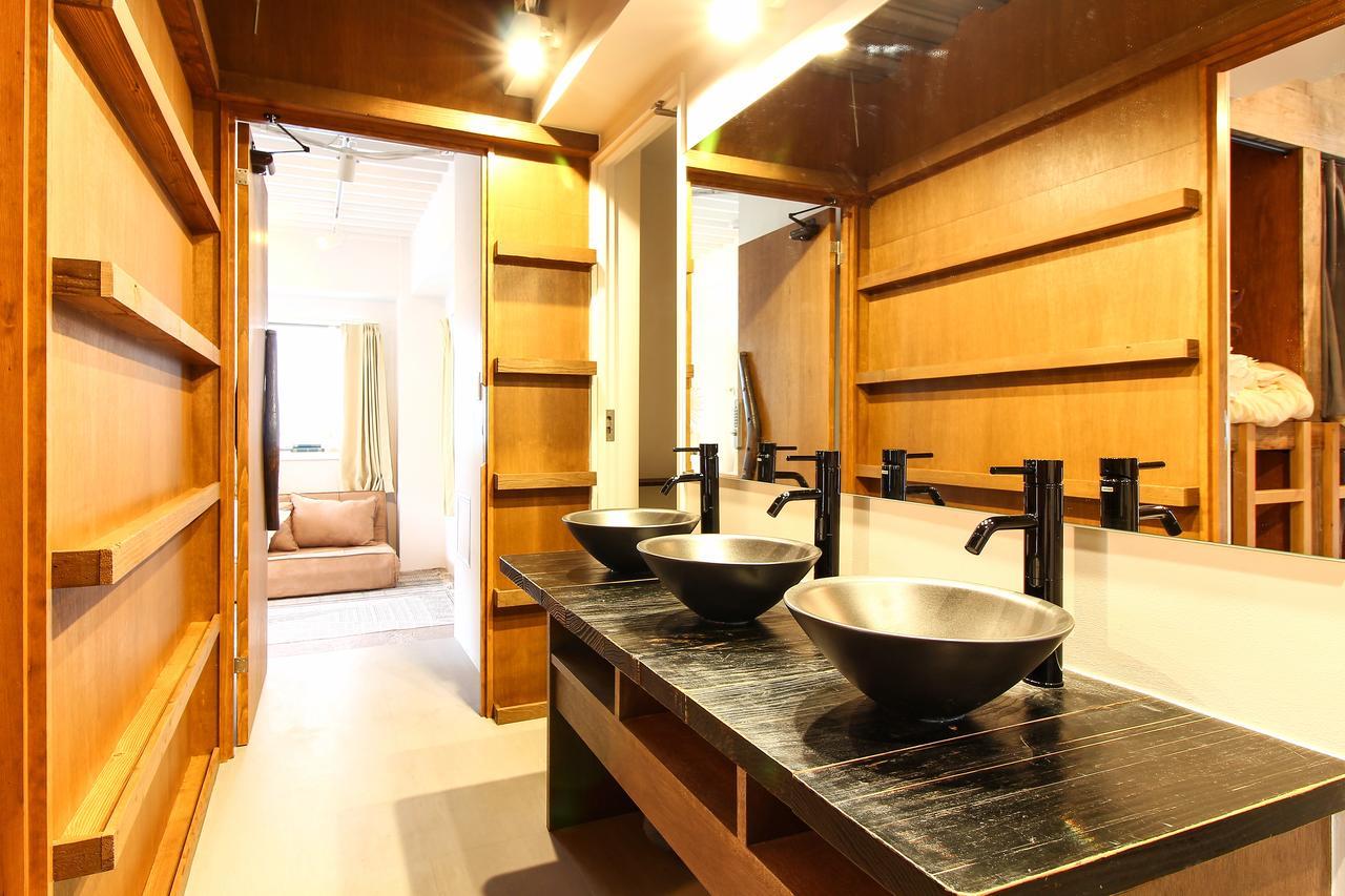 Koru Takanawa Gateway Hostel, Cafe&Bar Tōkyō Extérieur photo